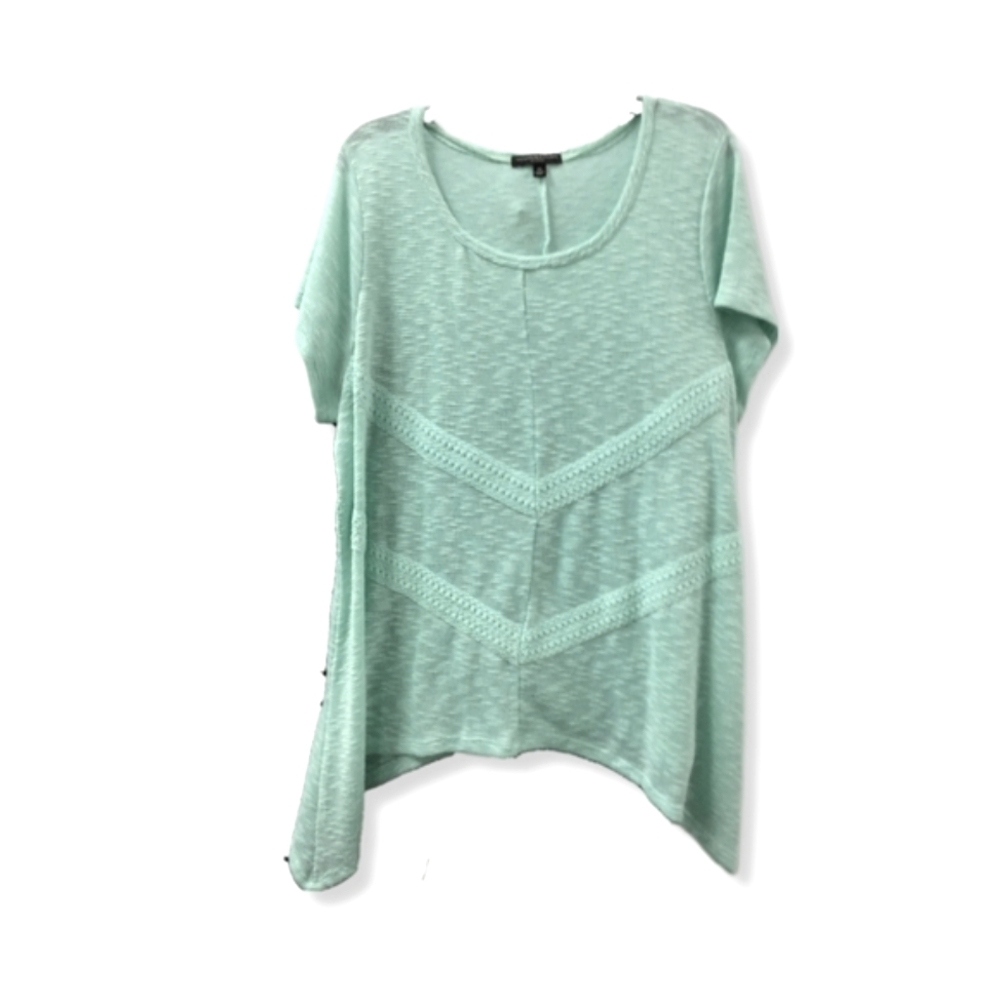 Signature Studio Green Asymmetrical Short Sleeve Top